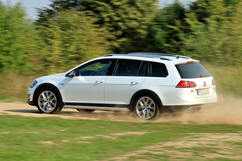 Volkswagen Golf Alltrack 2.0 TDI DSG - stylizowany na terenówkę