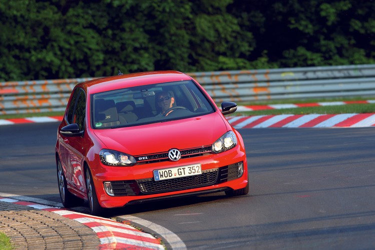 Wersja z DSG jest jeszcze oszczędniejsza - 8 l/100 km