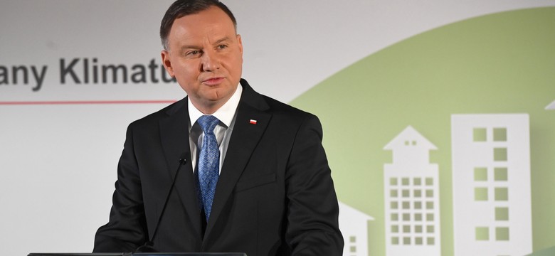 Bałagan w sztabie, gafy prezydenta. Brzmi znajomo? [OPINIA]