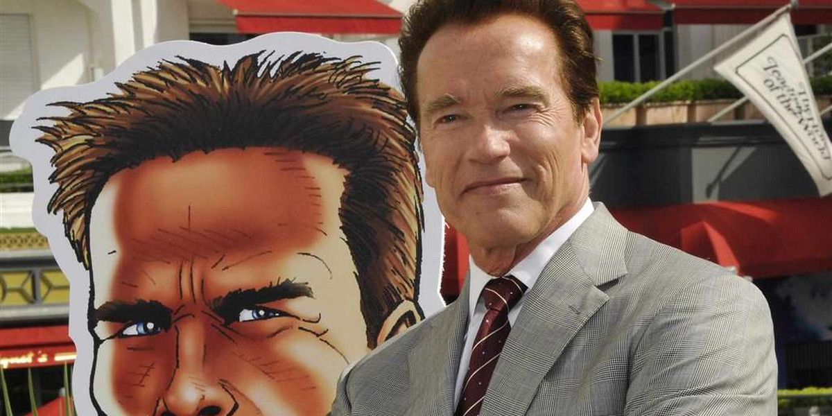 Schwarzenegger nie lubi patrzeć w lustro