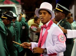 Ronaldinho bawił się na sambodromie w Rio de Janerio