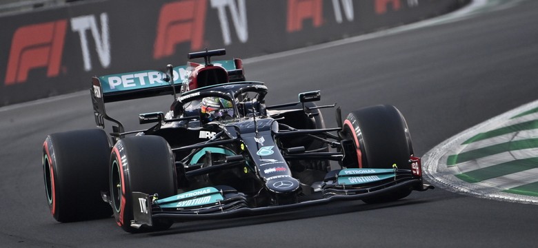 Lewis Hamilton ruszy z pole position do GP Arabii Saudyjskiej