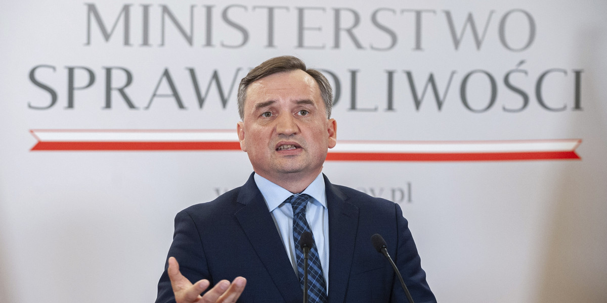 O wykreślenie kościoła z listy wspólnot wyznaniowych wnioskował Prokurator Generalny, Zbigniew Ziobro.