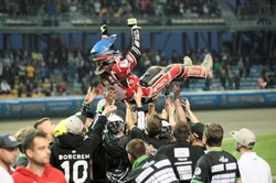 Szymon Woźniak mistrzem Polski w jeździe na żużlu