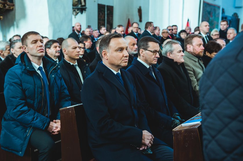 Prezydent w piątym rzędzie w kościele. Teraz zabrał głos