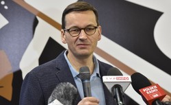 Morawiecki: Usprawnianie państwa jest jak walka Batmana ze złem