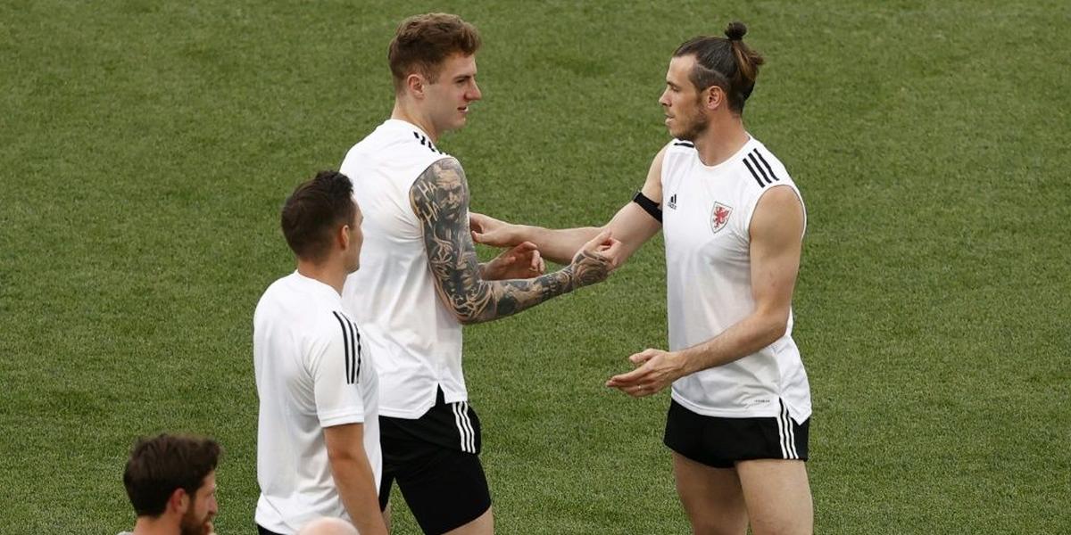 Bale warns Wales 'can hurt' Italy in Rome