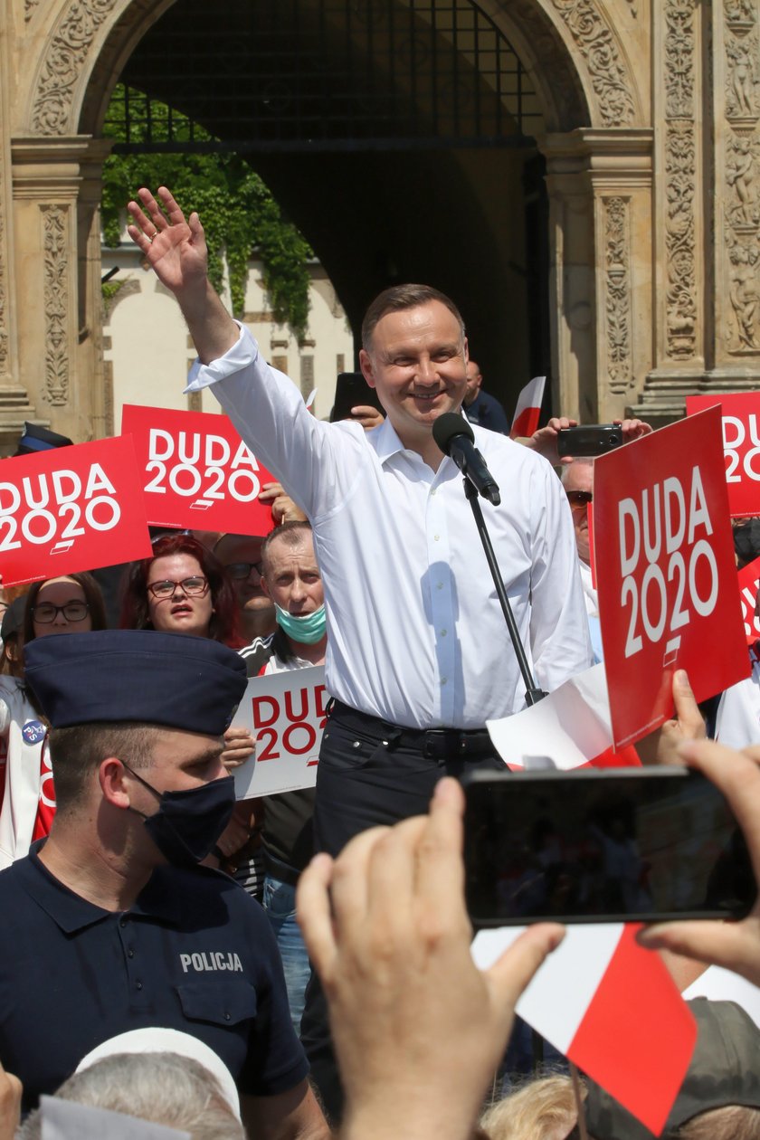 Andrzej Duda ostro o LGBT