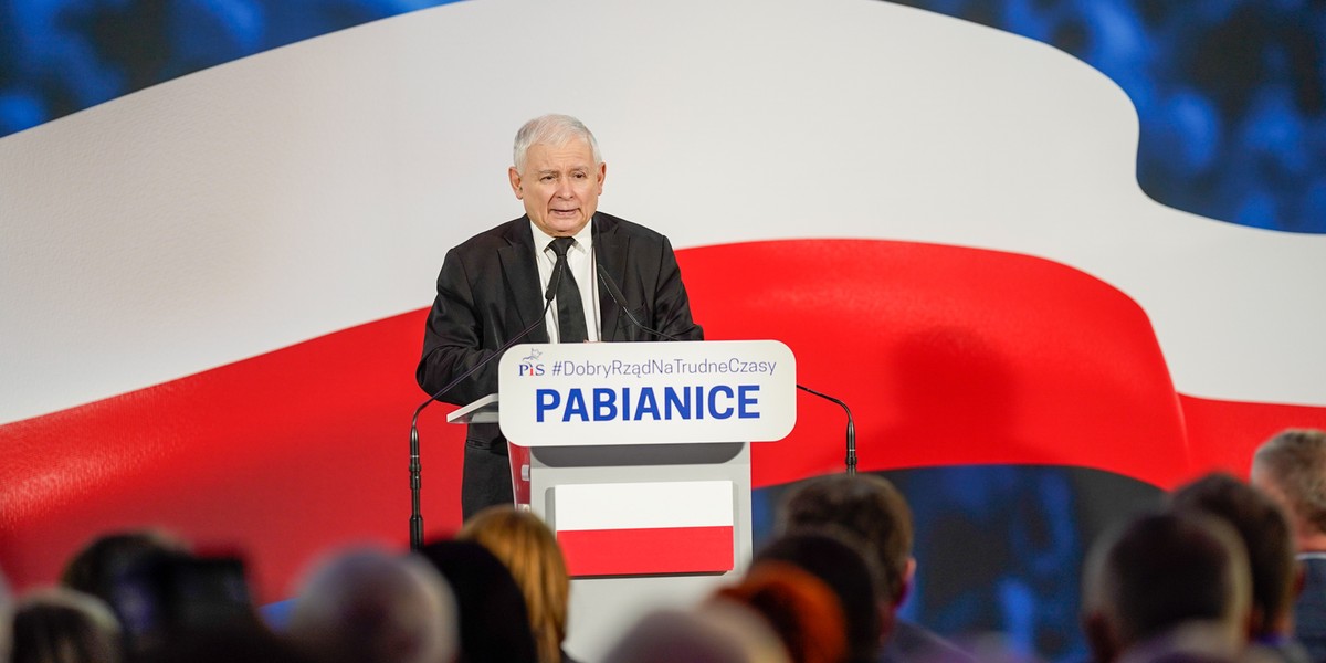 Prezes PiS Jarosław Kaczyński spotkał się z wyborcami w Pabianicach. 