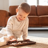 A kisfiam a hőségben is csak hosszúujjúban akar lenni, mit tehetek? Az orvos válaszol