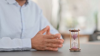 Jak skutecznie zweryfikować rzeczywiste prowadzenie działalności gospodarczej przez kontrahenta