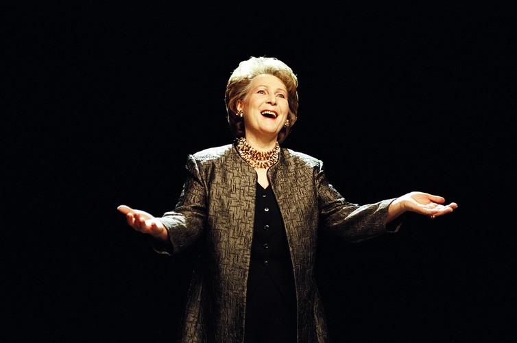 'Powrócisz tu' – Irena Santor