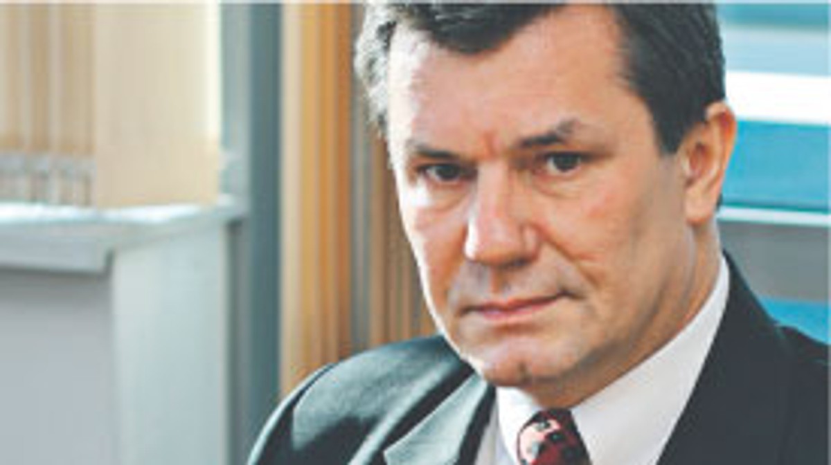 Leszek Mokosa, główny specjalista ds. prawnohandlowych główny specjalista ds. prawnohandlowych w Mostostal Warszawa