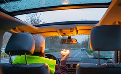 Rezygnują z trójkątów. Od 1 stycznia nowe obowiązkowe wyposażenie auta