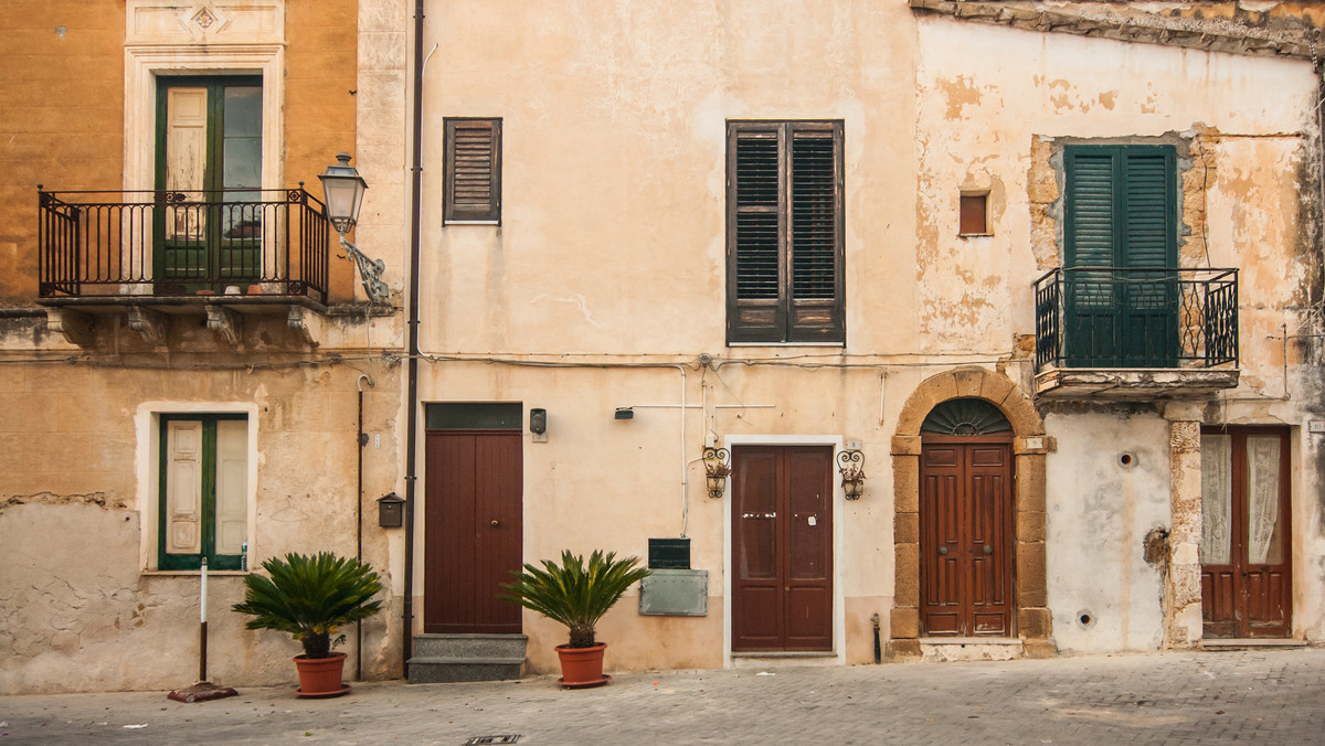 Sycylia: Domy za cztery złote w Sambuca di Sicilia