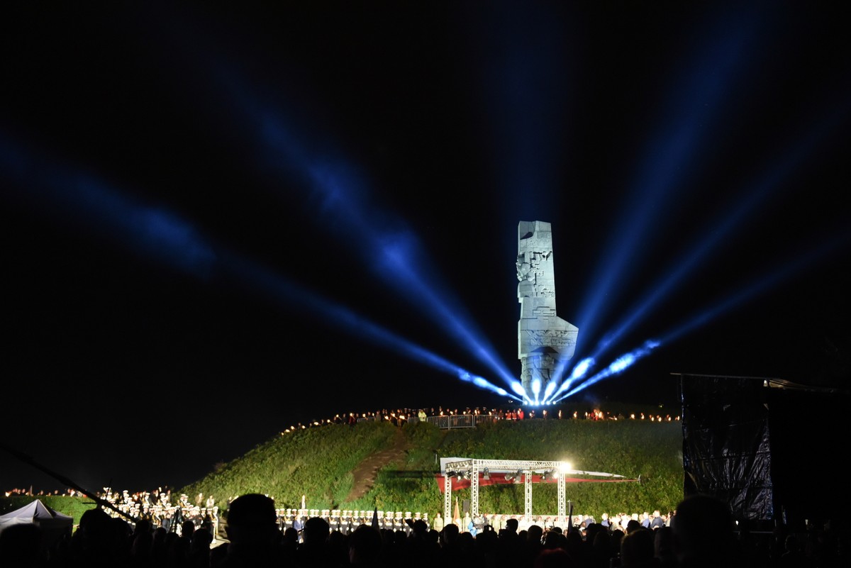 "Uroczystość na Westerplatte przebiegała zgodnie z Ceremoniałem Wojskowym". MON o incydencie na Westerplatte