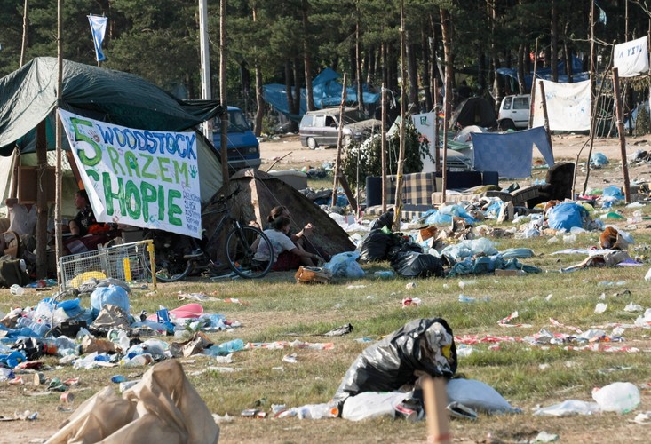 Sprzątanie po Przystanku Woodstock