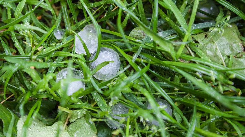 Zjawiskom meteorologicznym mogą towarzyszyć lokalnie opady gradu