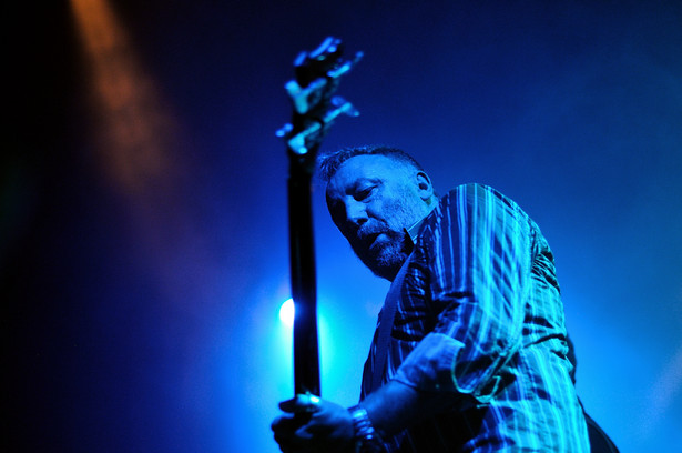 Peter Hook pozwał byłych kolegów z New Order