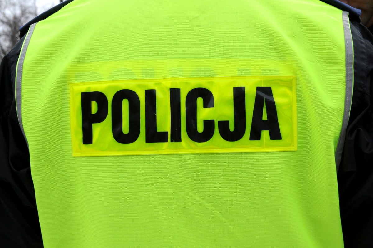 Skatowane niemowle walczy o życie. Pijany ojciec w rękach policji
