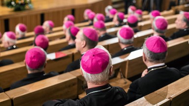 Czarne chmury nad Kościołem. Polacy mają jasne zdanie na temat przywilejów podatkowych [SONDAŻ]