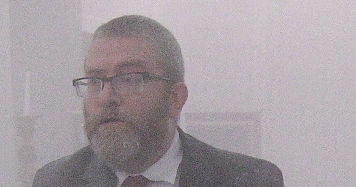 Hołownia właśnie ogłosił. Grzegorz Braun straci mnóstwo pieniędzy!