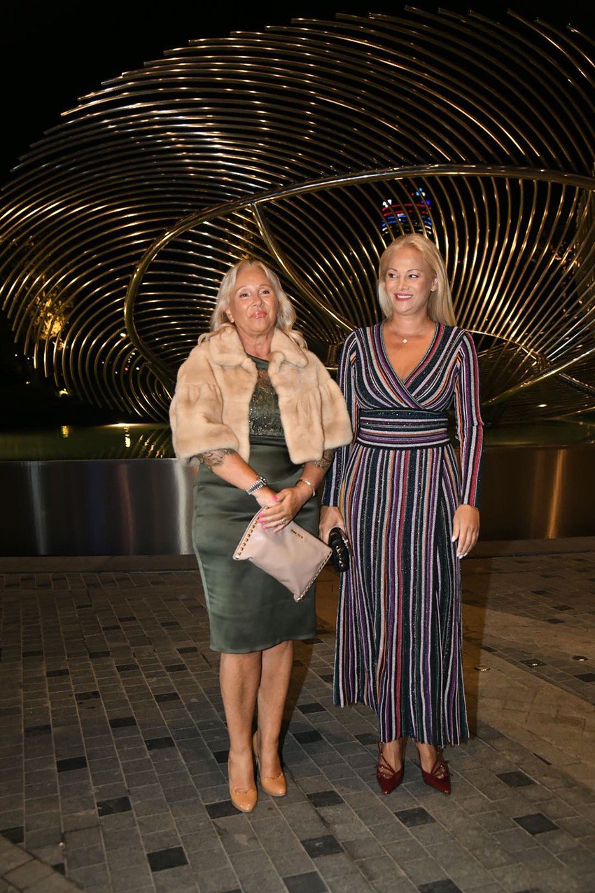 Viki Miljković slavi 18 rođendan sinu