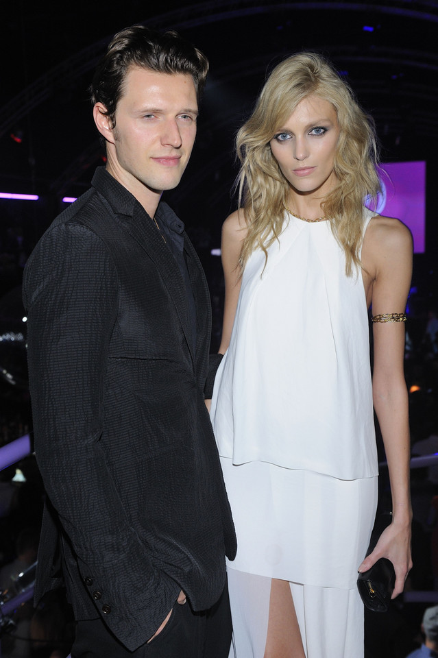 Sasha Knezevic i Anja Rubik (2012 r.)