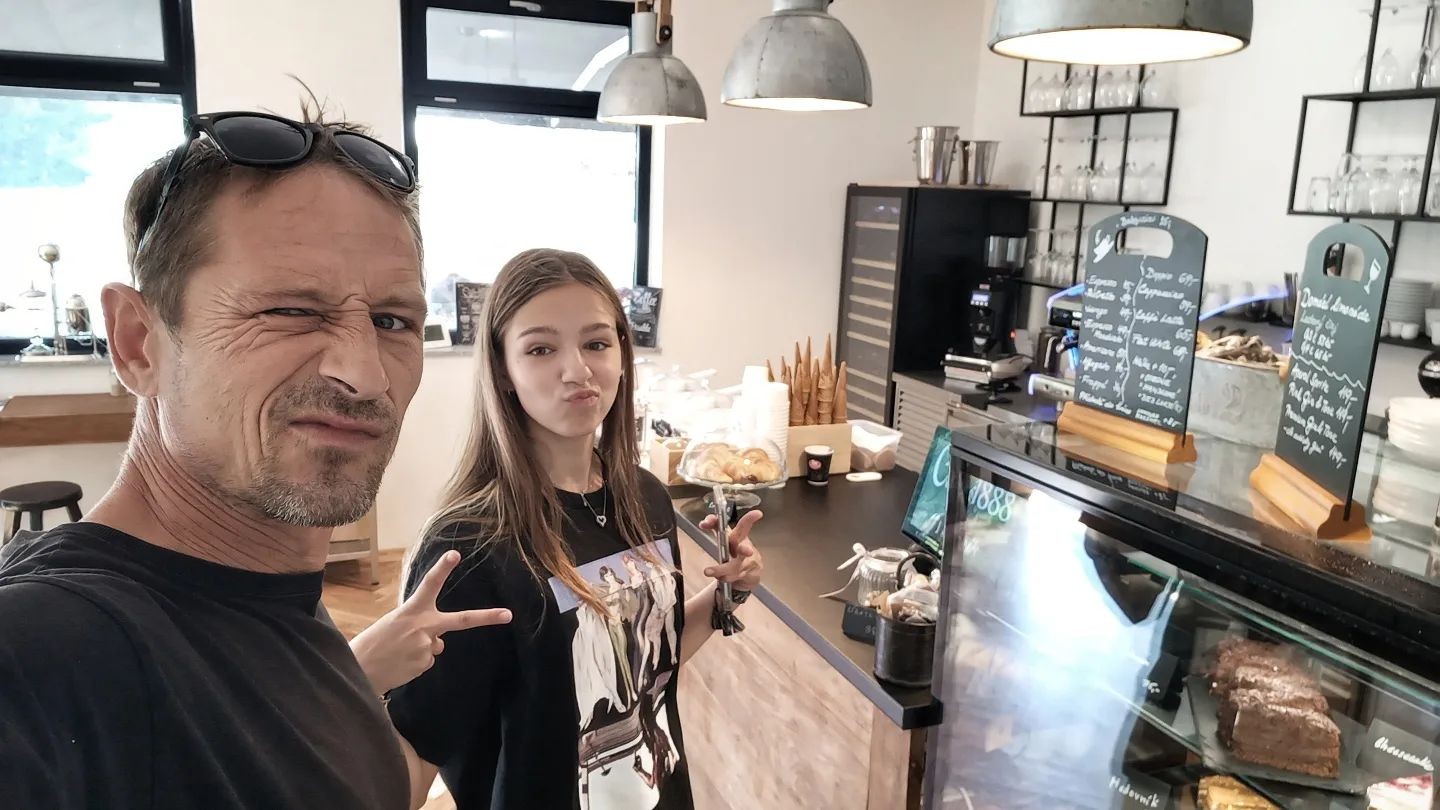 Matěj Homola s dcérou Laurou.