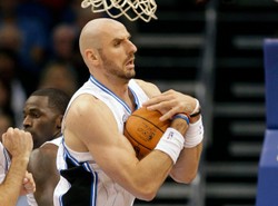 Niesamowity Gortat! Co mecz, to rekord!