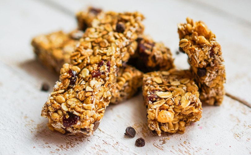 Batonik muesli (32 g) – 145 kcal