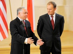 Prezydent wygłosi orędzie, Tusk odpuszcza