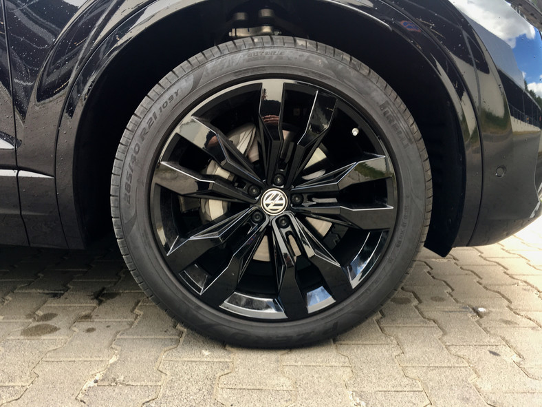 Volkswagen Touareg 3.0 V6 TDI – efektownie, komfortowo i bardzo… drogo