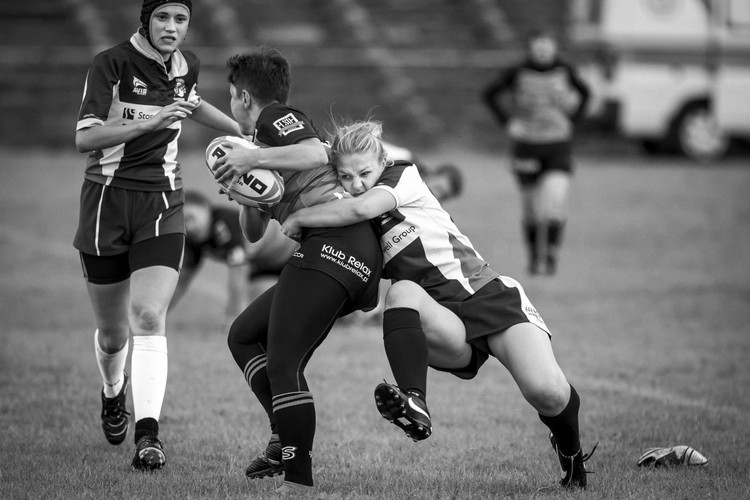 Rugby to męski sport? Nic bardziej mylnego. Panie dają radę!