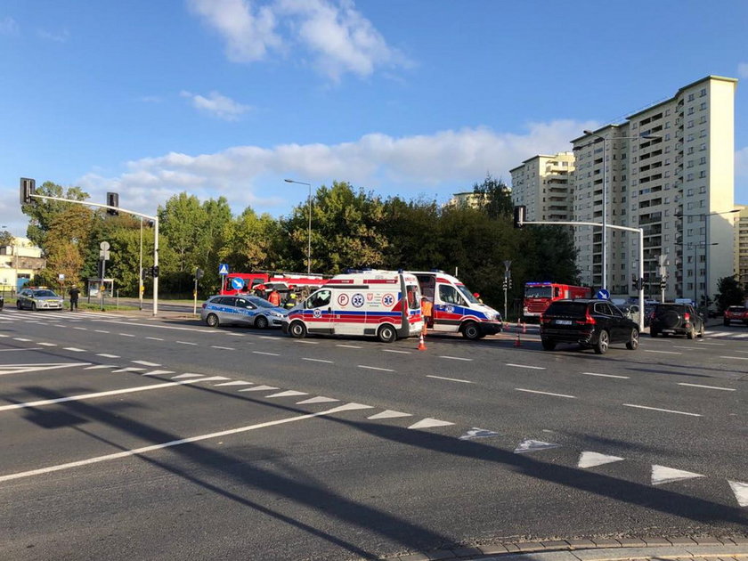 Wypadek karetki! Trzy osoby w szpitalu.