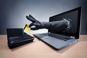 Plaga cyberataków. Od napadów na bank, po szpiegostwo gospodarcze