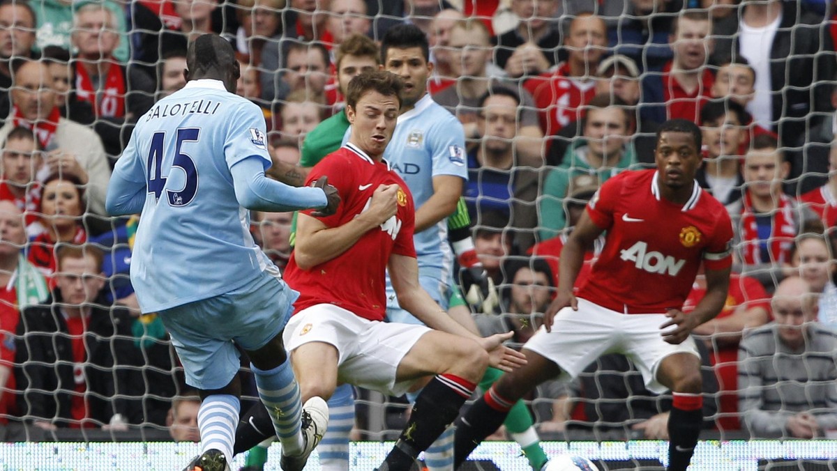 Zapraszamy na relację "akcja po akcji" z niedzielnego meczu III rundy Pucharu Anglii, w którym zmierzą się Manchester City i Manchester United. Po godzinie gry goście prowadzą 3:2.