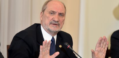 Papież zabrał głos ws. Smoleńska. Co powiedział? Macierewicz ujawnia