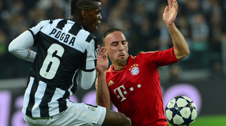 Két éve Franck Ribéry (jobbra, mellette Paul Pogba) klubja, a Bayern München jutott tovább / Fotó: AFP