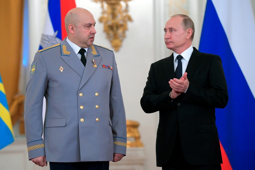 Sergej Surovikin i Vladimir Putin
