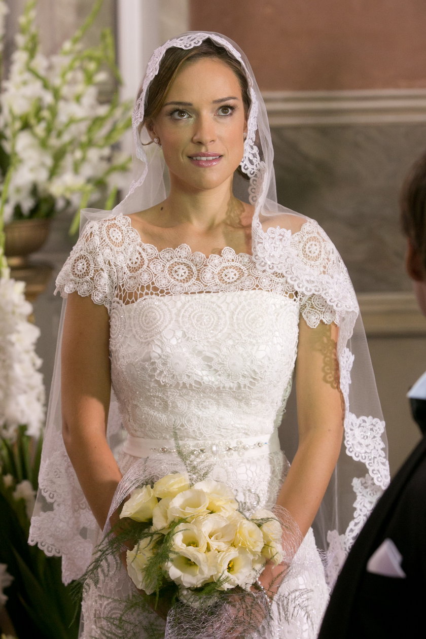 Alicja Bachleda-Curuś w sukni ślubnej w filmie „7 rzeczy których nie wiecie o facetach”