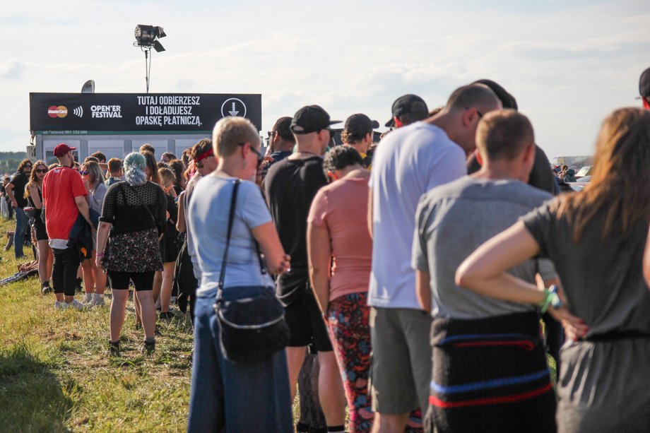 Opaski zbliżeniowe wywołały ogromne zainteresowanie festiwalowiczów