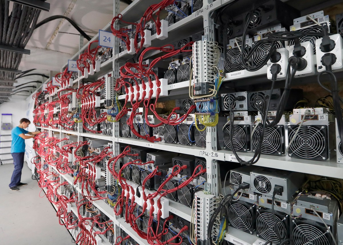Drogi prąd zabije kopalnie kryptowalut w Polsce. Kopacze bitcoina uciekają  - Finanse - Forbes.pl