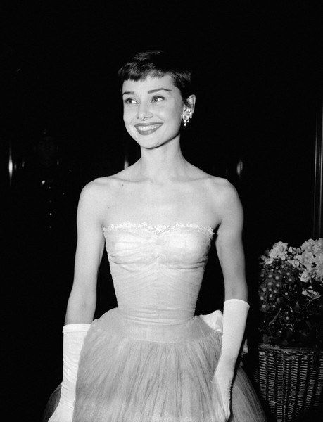 Audrey Hepburn Always Explains Her Thin Fot.  Images via Getty Images
