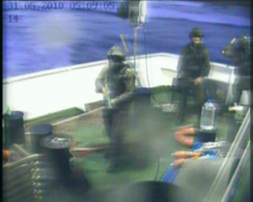 Izraelski specijalci upali su na turski brod sa humanitarnom pomoći za Gazu