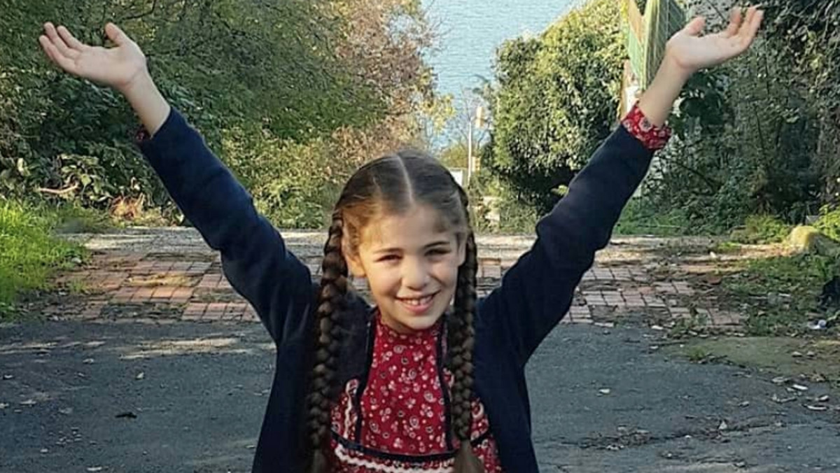 "Elif": kim jest Isabella Damla Güvenilir? 12-latka podbija serca Polaków