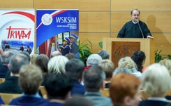 Uczelnia o. Rydzyka przeszkoli sędziów? 'To jest jakiś rodzaj paranoi'