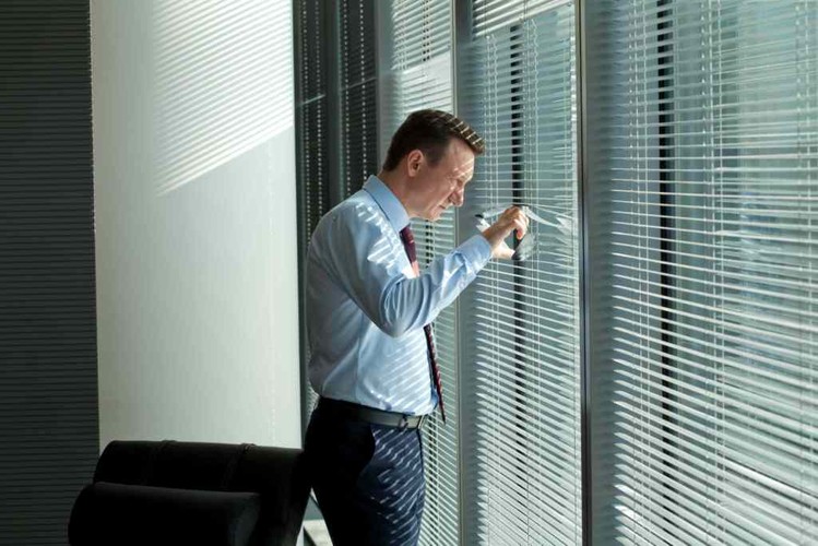 Robert Więckiewicz w filmie 'Król życia' (fot. Albert Zawada)