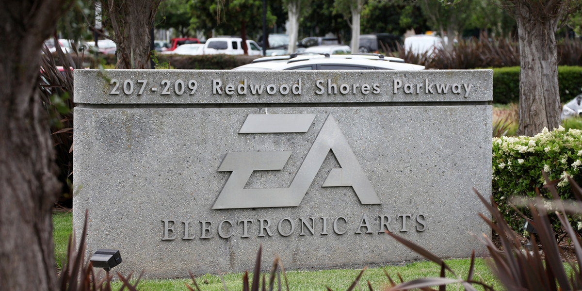 Electronic Arts to drugi co do wielkości producent gier w Ameryce Północnej – zatrudnia około 9000 osób. Firma musiała pożegnać się z 350 pracownikami