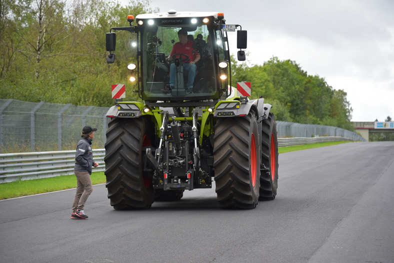 Claas Xerion na Nordschleife